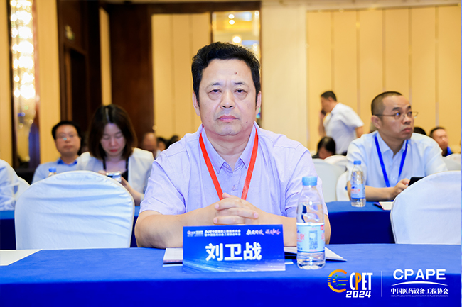 刘卫战1.jpg